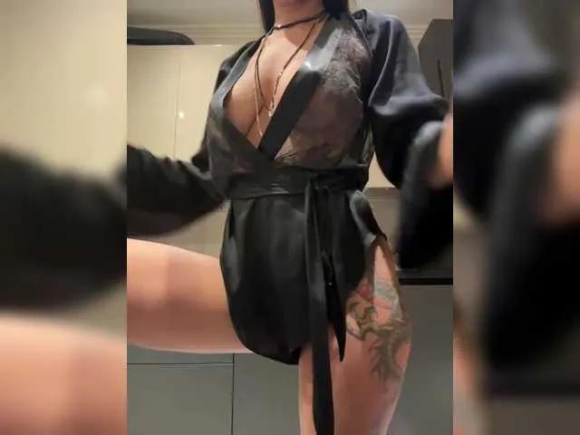 linahelen on BongaCams