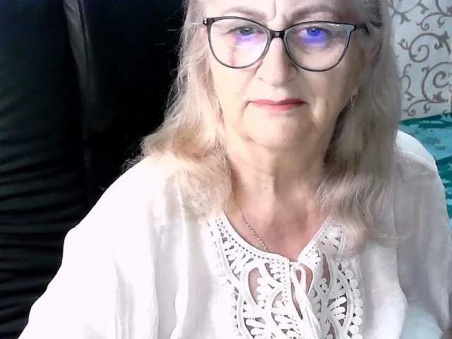 LolkaAlyss on BongaCams