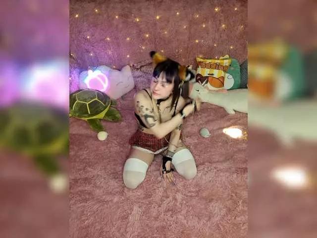 LolyMolly on BongaCams