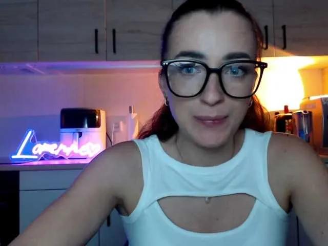 LorennePlay on BongaCams