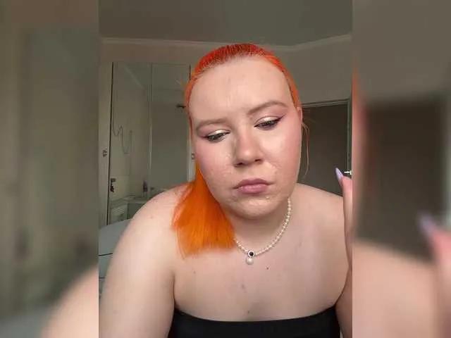 LunaLu13 on BongaCams