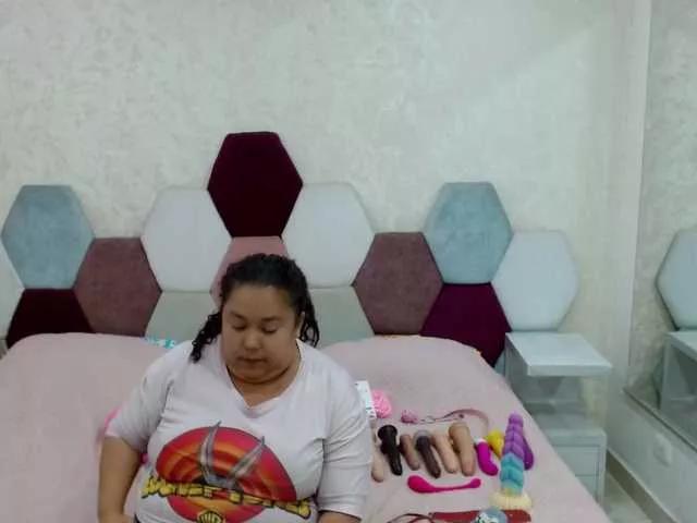 Freechat marianabbw on BongaCams