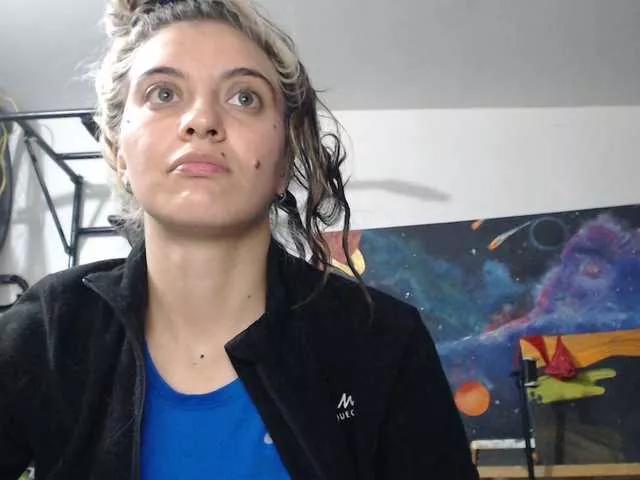 Freechat mariecam420 on BongaCams