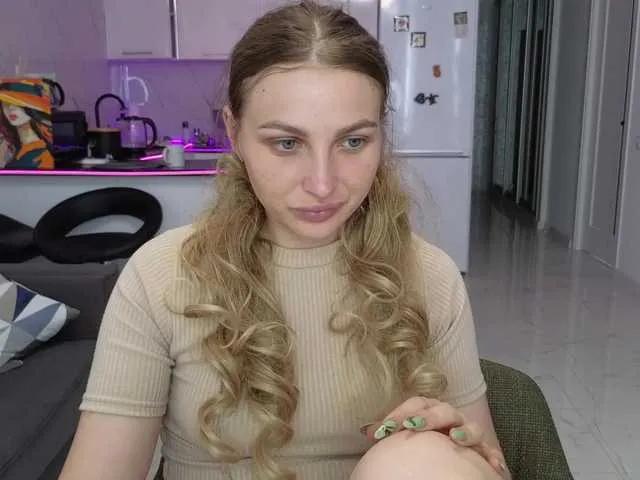 Freechat MellicaX on BongaCams