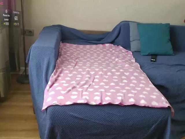 Milaa1998 on BongaCams