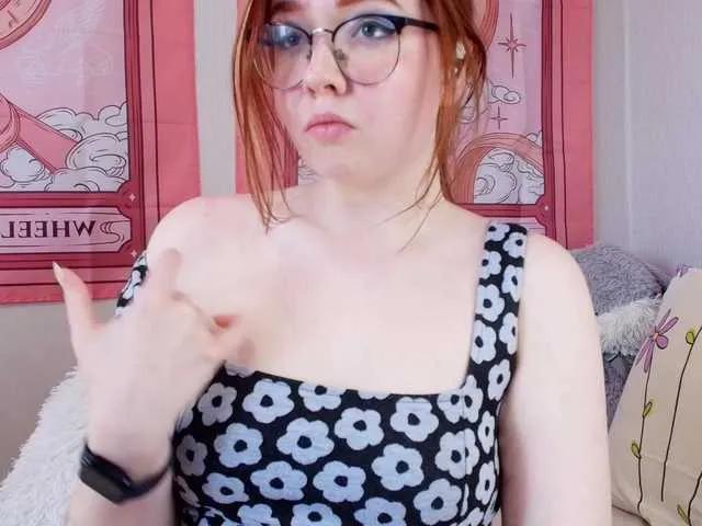 Freechat moonrabbitt on BongaCams