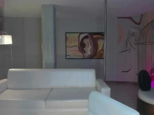 Freechat NiaHolland on BongaCams