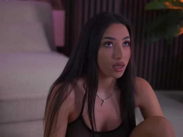 RamiraRowa on BongaCams