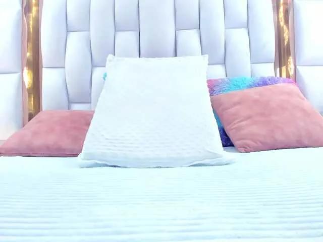 RileySweet on BongaCams