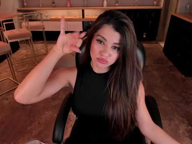 Freechat RoxanneHill on BongaCams