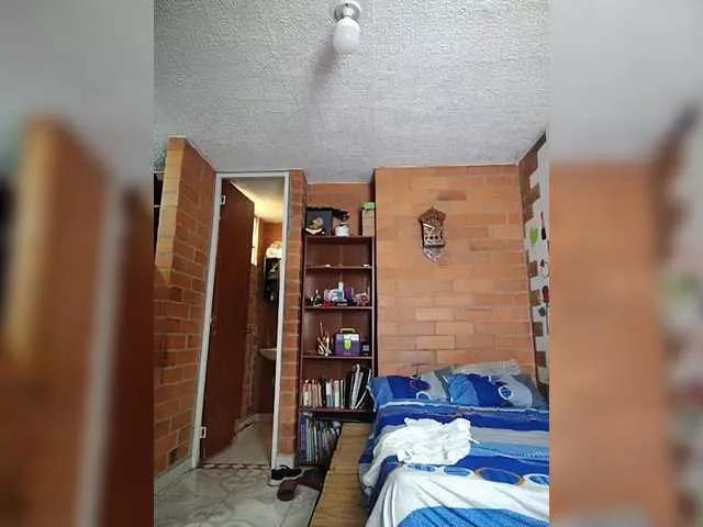 Freechat saimajayeb on BongaCams