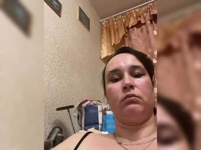 SaliiOnli on BongaCams