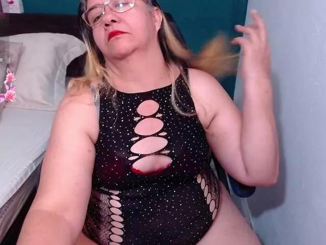 scarlett-dubois on BongaCams