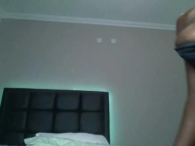 BongaCams Sexymelanin is Freechat Sexymelanin — Men who wants to please me