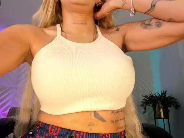 SophiePalmer on BongaCams