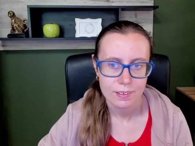 sparkleLizzy on BongaCams