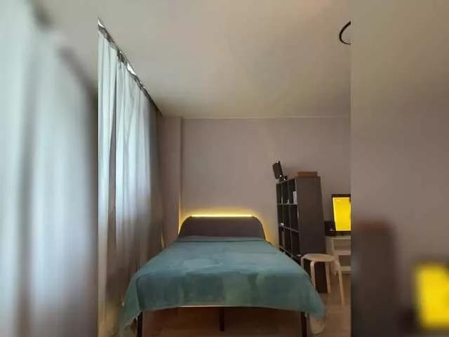 Sunlovv on BongaCams