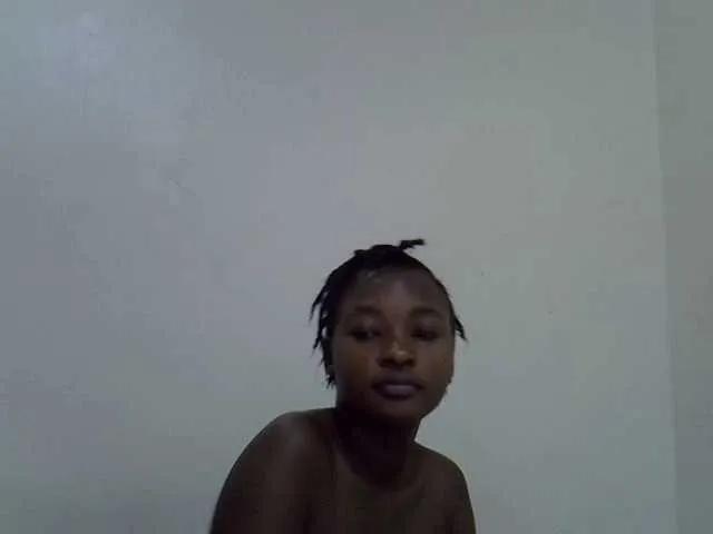 sweet-luna1 on BongaCams