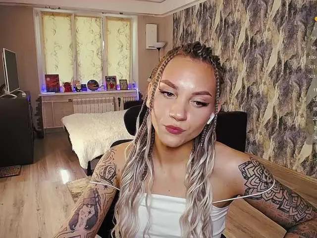 Freechat sweetiekittie on BongaCams