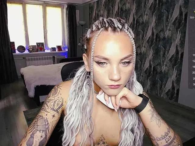 Freechat sweetiekittie on BongaCams