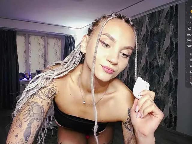 Freechat sweetiekittie on BongaCams