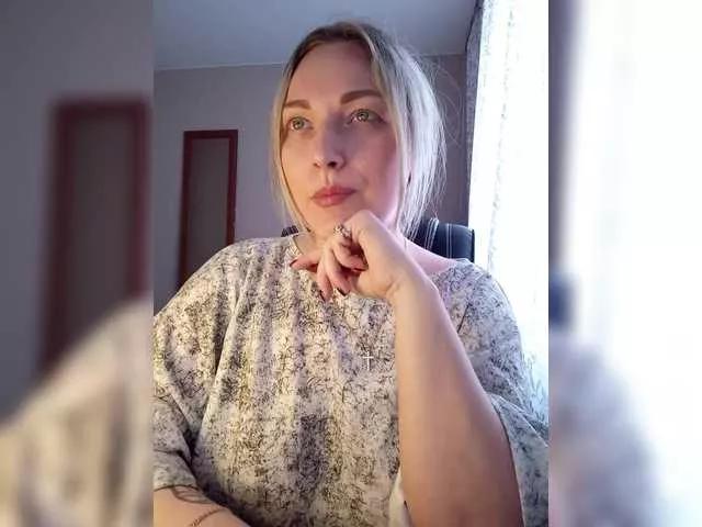 Tanysha-1 on BongaCams