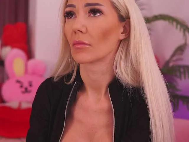 TheFallingAngel on BongaCams