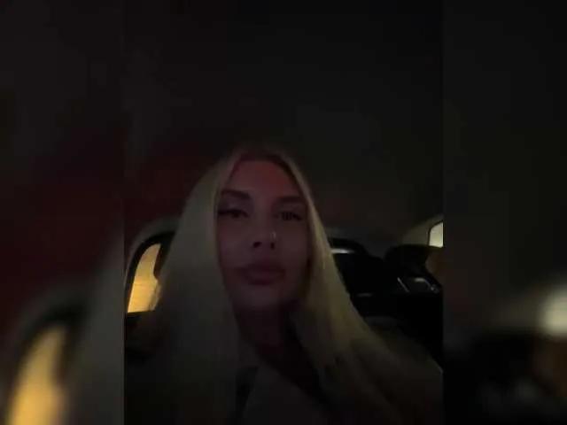 BongaCams Tvoyasamka77 is Freechat Tvoyasamka77 — Dark blue jeans. Men with money., their power over me.