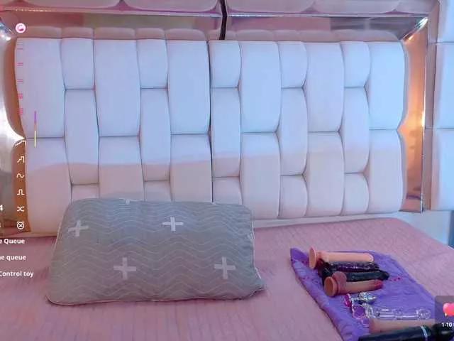 Freechat valkiriamoore on BongaCams