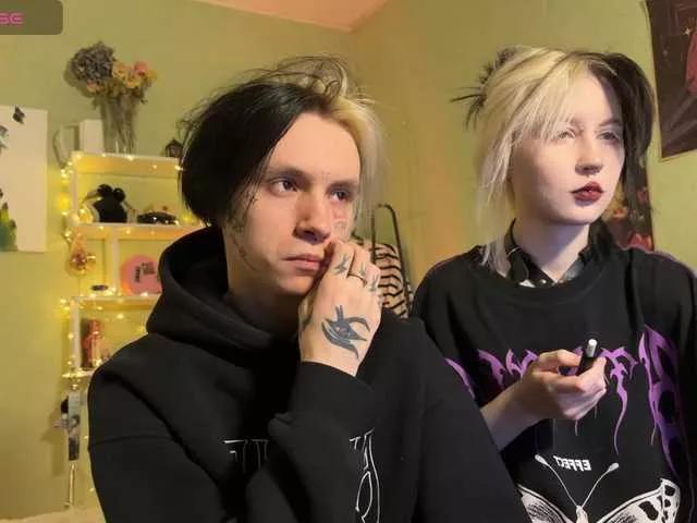 Freechat VeryRareTwins on BongaCams