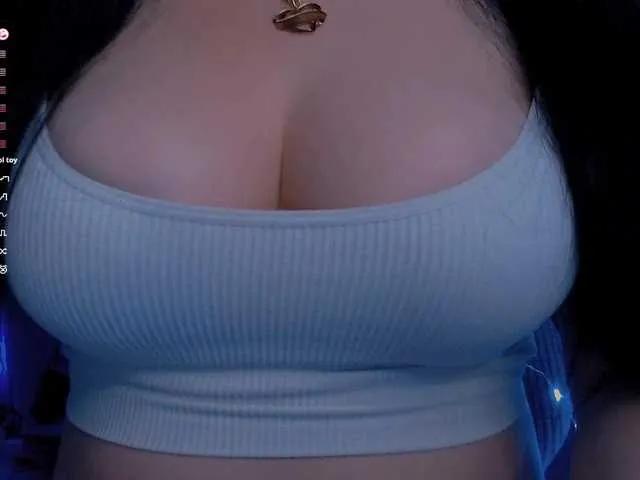 xcrystalxx on BongaCams