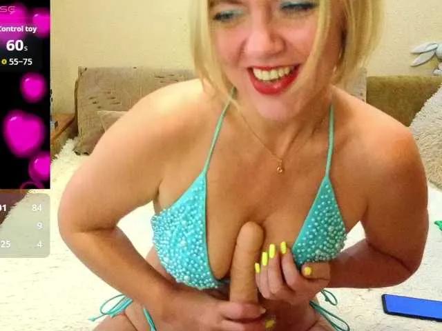 YourXQueen on BongaCams