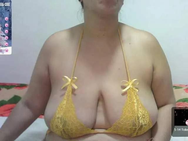 Freechat zoedoll on BongaCams