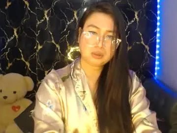 _arah — hi every'one happy love month  kisses  #wifematerial #asian #nonude  #glasses  #mature   #pinay #smalltits  [1000 tokens left]