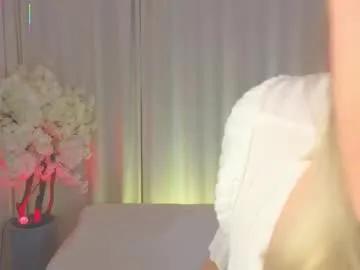 Freechat _b00bss_ on Chaturbate