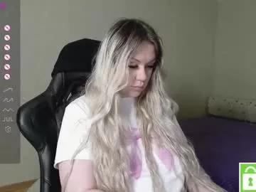 _elven_dreams__ on Chaturbate