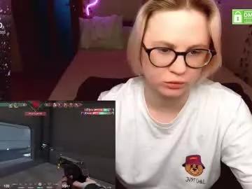 _elven_dreams__ on Chaturbate