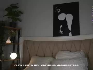 _jasminestea_ on Chaturbate