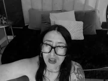 _kiramoon__ on Chaturbate