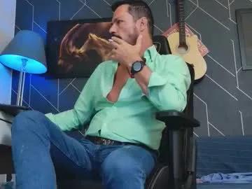 aaronbomer on Chaturbate