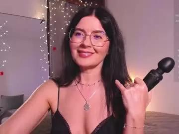 Freechat adelina_shine on Chaturbate