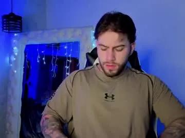 Freechat ades_lowe on Chaturbate