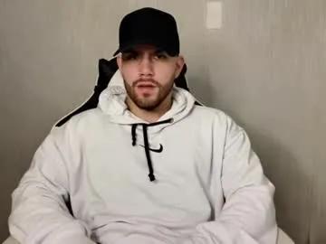 Freechat ades_lowe on Chaturbate