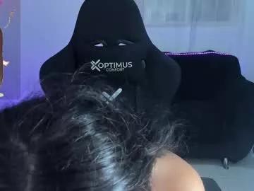 Private aishelyng20 on Chaturbate