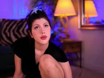 Freechat alenacapricious on Chaturbate