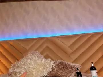 alices_kingsley on Chaturbate