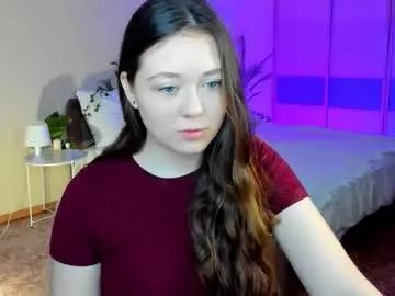 alluringeyess on Chaturbate