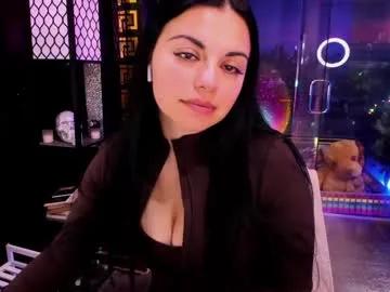 alma_pearl on Chaturbate