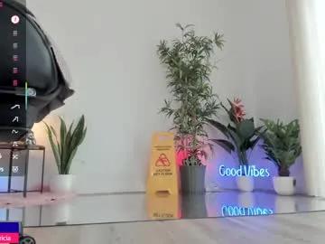 angel_danm_milf on Chaturbate