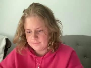 Freechat angeloflight273360 on Chaturbate